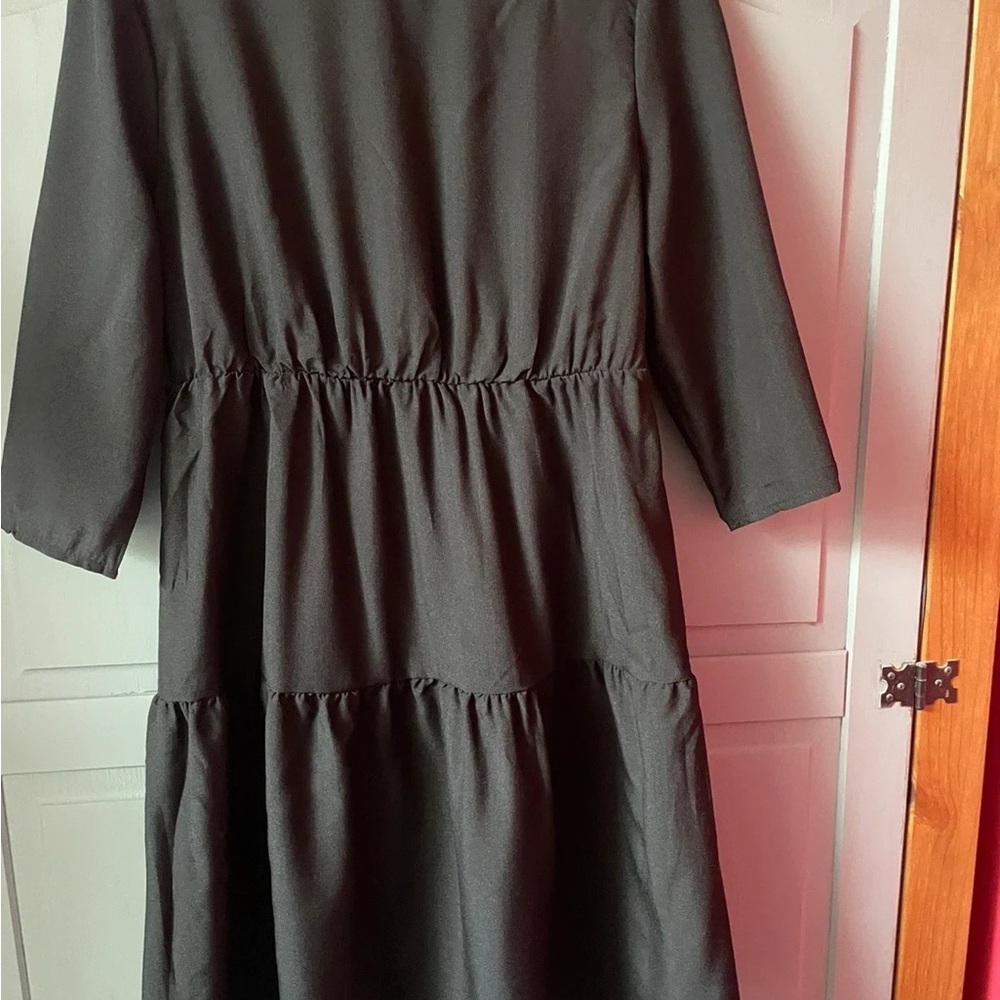 Elegant Black Midi Dress